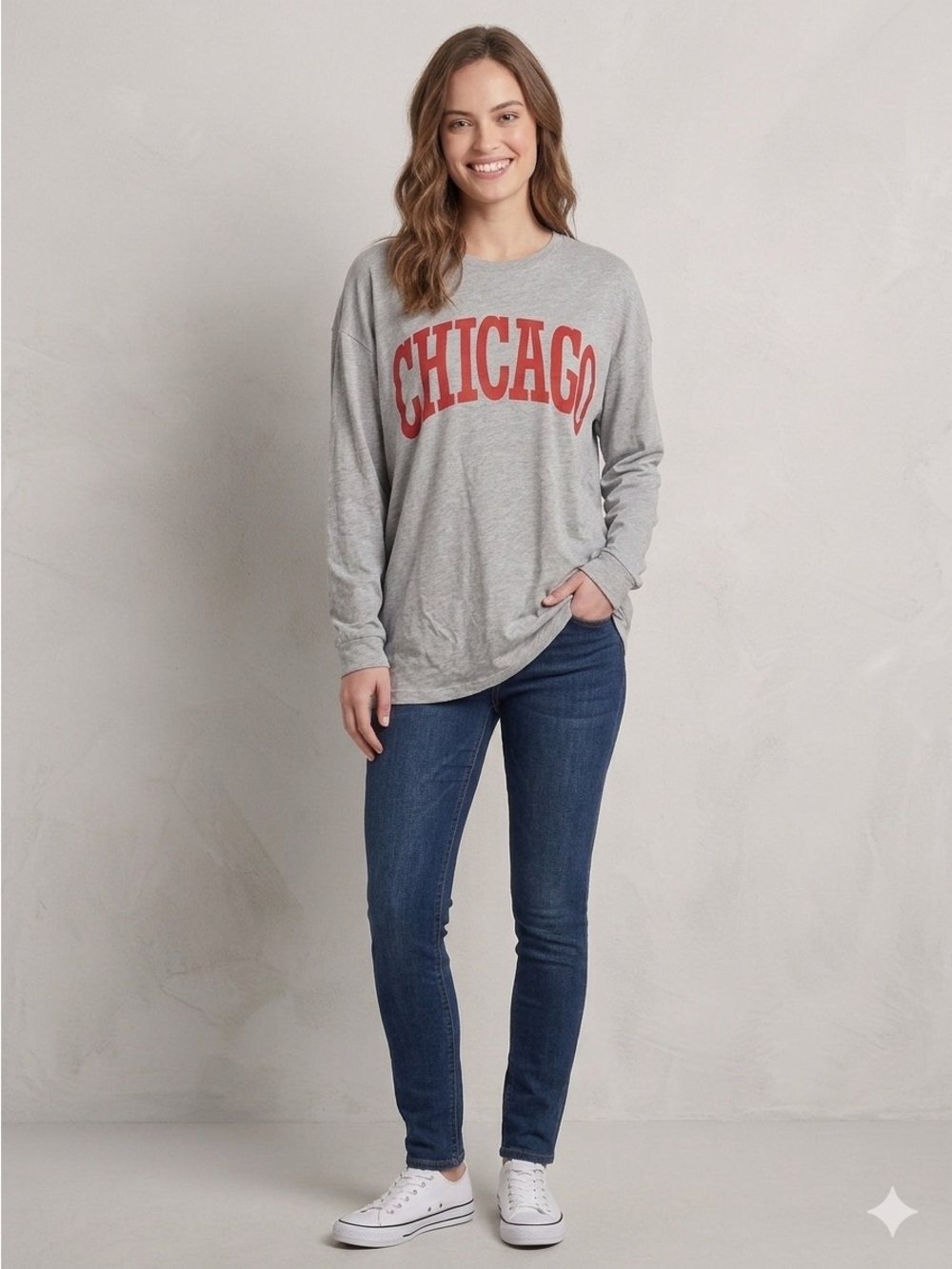 Wild Fable T-Shirt CHICAGO Graphic Women's Size Small Grey Red Long Sleeve